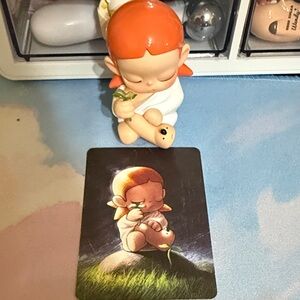 Zsiga budding life popmart